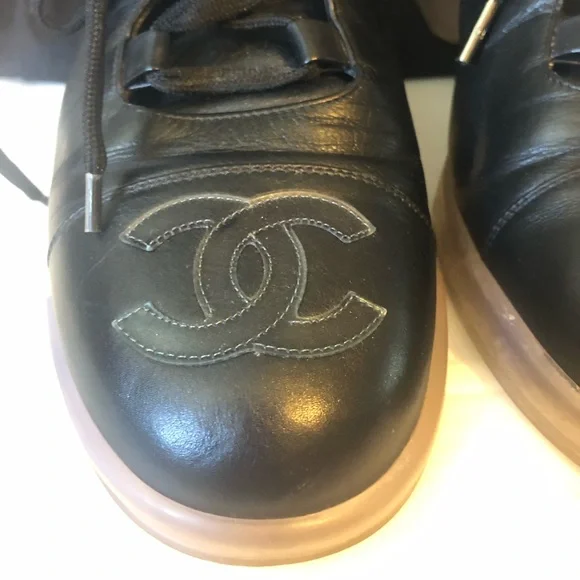 Chanel black leather sneakers # 94669 authentic in original box with dust bag - Picture 3 of 11